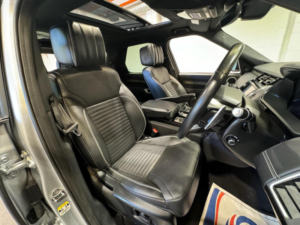 2020 Land Rover Discovery 2.0 Sd4 Hse Luxury Auto 4WD Euro 6 (s/s) 5dr in Silver — image 3