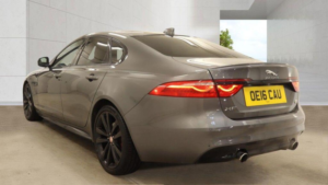 2016 Jaguar Xf 3.0 V6 S Auto Euro 6 (s/s) 4dr in Grey — image 3