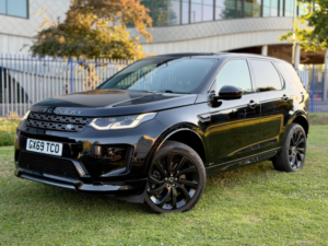 2019 Land Rover Discovery Sport 2.0 D150 Mhev R-Dynamic Se Auto 4WD Euro 6 (s/s) 5dr in Black — image 4