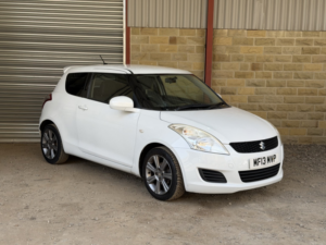 2013 Suzuki Swift 1.2 Sz-L in White — image 3