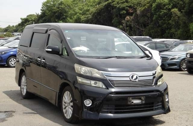 2012 Toyota Vellfire 2.4z 7 Seats in Black — image 1