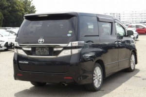 2012 Toyota Vellfire 2.4z 7 Seats in Black — image 6
