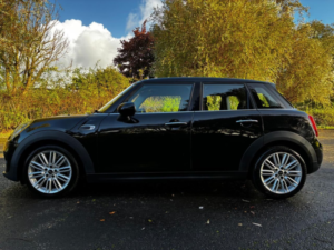 2016 MINI Hatch 1.5 Cooper D Hatchback 5dr Diesel Manual Euro 6 (s/s) (116 Ps) in Black — image 6