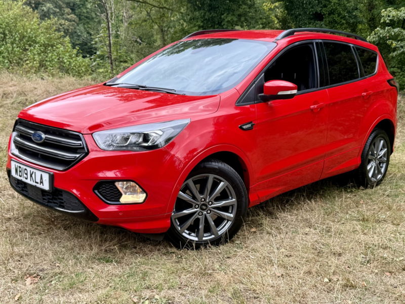 2019 Ford Kuga 2.0 Tdci*st-Line*6spd-7service-2kys-Ulez-Lowtax**stunning Vehicle** in Red — image 1