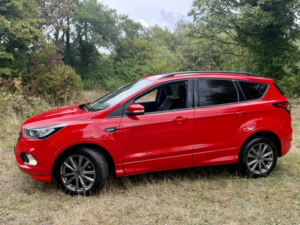 2019 Ford Kuga 2.0 Tdci*st-Line*6spd-7service-2kys-Ulez-Lowtax**stunning Vehicle** in Red — image 3