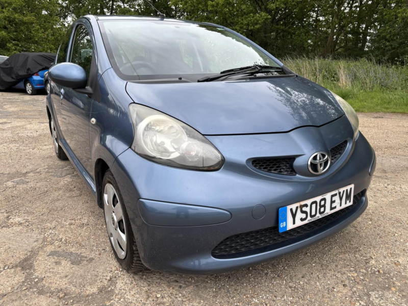 2008 Toyota Aygo 1.0 Vvt-I Blue in Blue — image 1