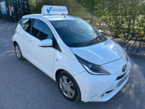 2016 Toyota Aygo 1.0 Vvt-I X-Pression Euro 6 5dr in White — image 2