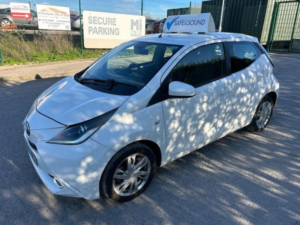 2016 Toyota Aygo 1.0 Vvt-I X-Pression Euro 6 5dr in White — image 3