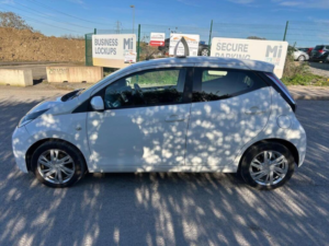 2016 Toyota Aygo 1.0 Vvt-I X-Pression Euro 6 5dr in White — image 5