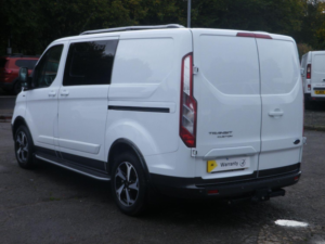 2021 Ford Transit Custom 2.0 Transit Custom Active Van 300 L1 2.0l Ecoblue 130ps Fwd 6 Speed Manual in White — image 5