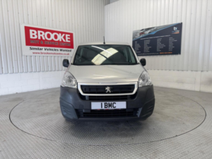 2016 Peugeot Partner 1.6 Hdi 625 Professional L1 4dr in Silver — image 5