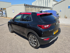 2018 Kia Stonic 1.0 T-Gdi First Edition Euro 6 (s/s) 5dr in Black — image 4