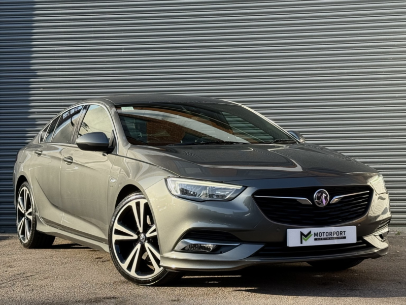 2017 Vauxhall Insignia 2.0 Turbo D Blueinjection Sri Vx Line Nav in Grey — image 1