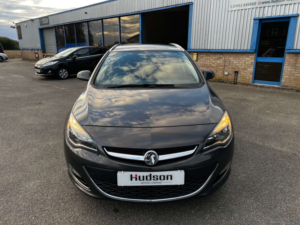 2012 Vauxhall Astra 2.0 Astra Sri Cdti Auto 5dr in Grey — image 2