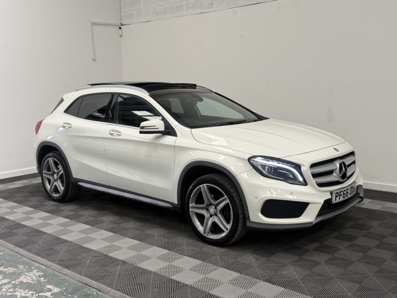 2016 Mercedes-Benz Gla 2.1 Gla200d Amg Line in White — image 1