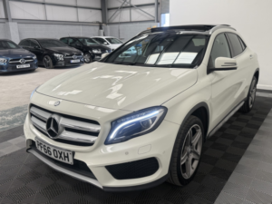 2016 Mercedes-Benz Gla 2.1 Gla200d Amg Line in White — image 3