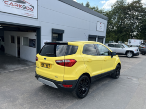 2017 Ford Ecosport 1.0 T Ecoboost Titanium S in Yellow — image 2