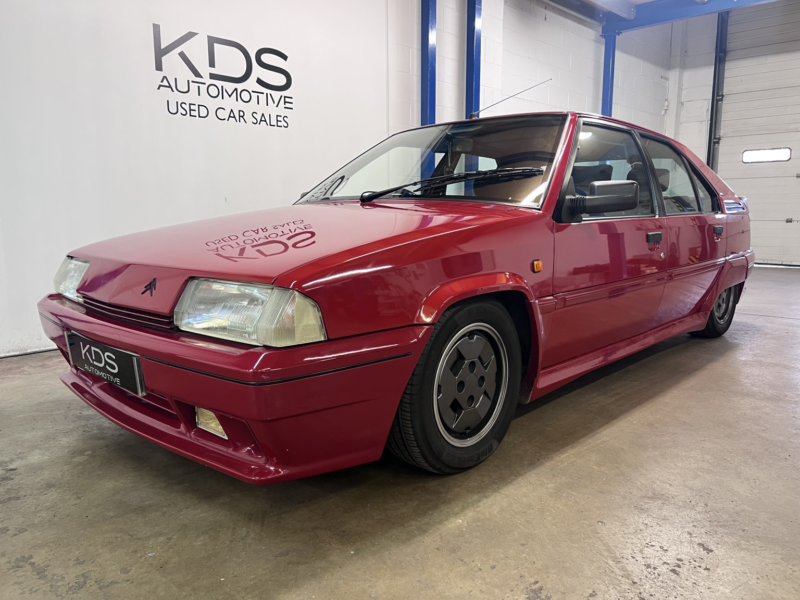 1992 Citroen Bx Bx 1.9 16v Gti in Red — image 1