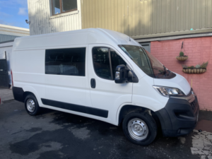 2026 Citroen Relay 2.2 Hdi 35 Enterprise Crewcab in White — image 3