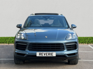 2018 Porsche Cayenne 3.0t V6 SUV 5dr Petrol Tiptronics 4WD Euro 6 (s/s) (340 Ps) in Blue — image 2