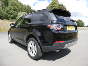 2015 Land Rover Discovery Sport 2.2 Sd4 Hse SUV 5dr Diesel Auto 4WD Euro 5 (s/s) (190 Ps) in Black — image 5