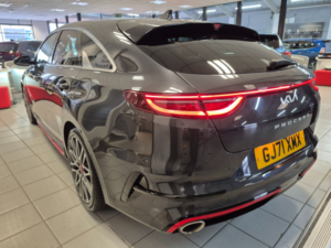 2021 Kia Pro Ceed 1.6 T-Gdi Gt Shooting Brake 5dr Petrol Dct Euro 6 (s/s) (201 Bhp) in Grey — image 2