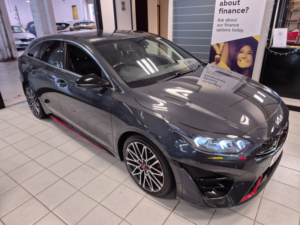 2021 Kia Pro Ceed 1.6 T-Gdi Gt Shooting Brake 5dr Petrol Dct Euro 6 (s/s) (201 Bhp) in Grey — image 4