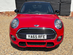 2015 MINI Hatch 1.5 Cooper Euro 6 (s/s) 5dr in Red — image 2