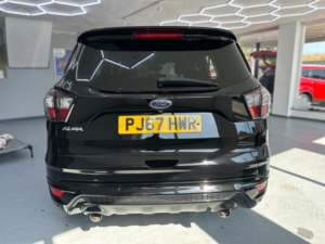 2017 Ford Kuga 2.0 Tdci Ecoblue St-Line Euro 6 (s/s) 5dr in Black — image 6