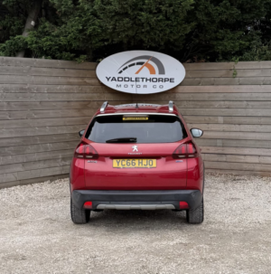 2016 Peugeot 2008 1.2 Puretech Allure in Red — image 4