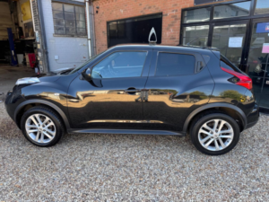 2012 Nissan Juke 1.6 Tekna Euro 5 (s/s) 5dr in Black — image 5