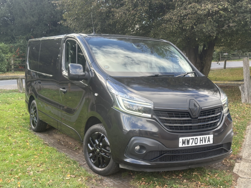 2021 Renault Trafic 2.0 Sl28 Energy Dci 145 Black Edition My21 in Black — image 1