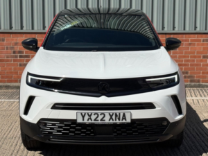 2022 Vauxhall Mokka 1.2 Turbo Sri Premium Euro 6 (s/s) 5dr in White — image 3