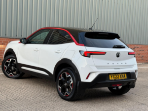 2022 Vauxhall Mokka 1.2 Turbo Sri Premium Euro 6 (s/s) 5dr in White — image 5