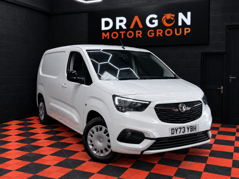 2023 Vauxhall Combo 1.5 Turbo D 2300 Pro Panel Van 5dr Diesel Manual L1 H1 Euro 6 (s/s) (100 Ps) in White — image 1