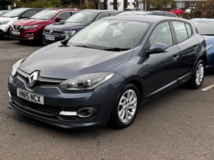 2015 Renault Megane 1.5 Dynamique Tomtom Energy Dci 110 Stop & Start in Grey — image 6