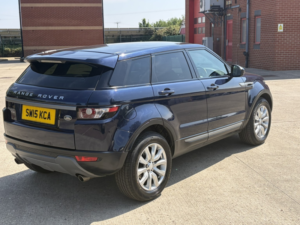 2015 Land Rover Range Rover Evoque 2.2 Sd4 Pure Tech in Blue — image 3