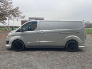 2016 Ford Transit Custom 2.0 Tdci 290 Limited L2 H2 5dr in Silver — image 4