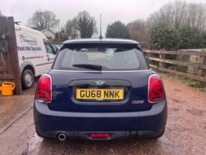 2018 MINI Hatch 1.5 Cooper Euro 6 (s/s) 3dr in Blue — image 5