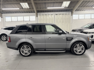 2012 Land Rover Range Rover Sport 3.0 Sd V6 Hse in Grey — image 6