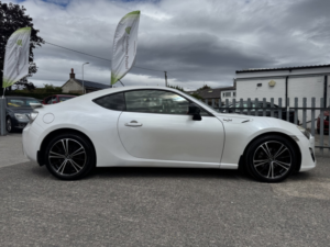 2013 Toyota Gt86 2.0 Boxer D-4s in White — image 5