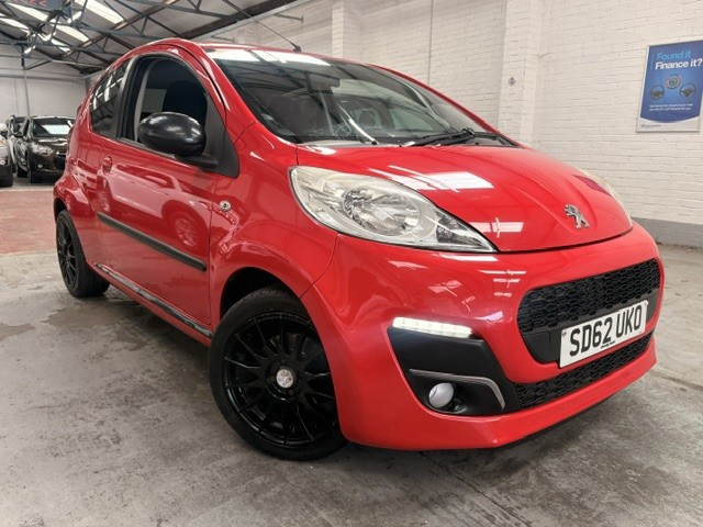 2012 Peugeot 107 1.0 12v Allure in Red — image 1