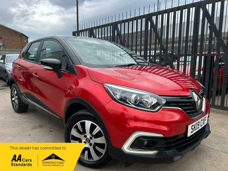 2019 Renault Captur 0.9l Play Tce SUV 5dr Petrol Manual Euro 6 (89 Bhp) in Red — image 1
