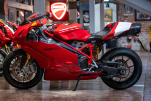2004 Ducati 999 *r Model - Only 2000 Miles* in Red — image 3