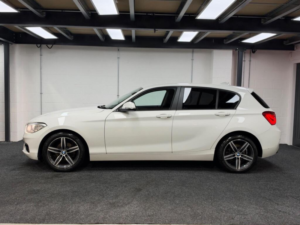 2017 BMW 1 Series 1.5 118i Sport Euro 6 (s/s) 5dr — image 4