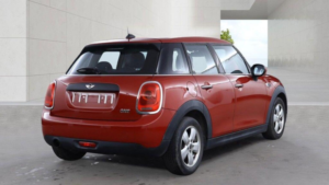 2016 MINI Hatch 1.2 One Euro 6 (s/s) 5dr in Red — image 4