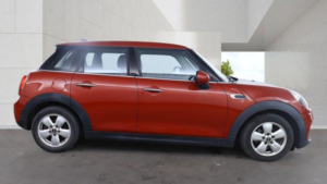 2016 MINI Hatch 1.2 One Euro 6 (s/s) 5dr in Red — image 5