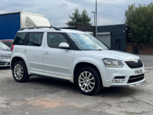 2014 Skoda Yeti 2.0 Tdi Black Edition 4WD Euro 5 5dr in White — image 6