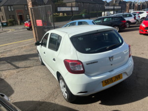 2015 Dacia Sandero 1.2 Ambiance Hatchback 5dr Petrol Manual Euro 5 (75 Ps) in White — image 5