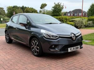 2019 Renault Clio 1.5 Dci Play Euro 6 (s/s) 5dr in Grey — image 2